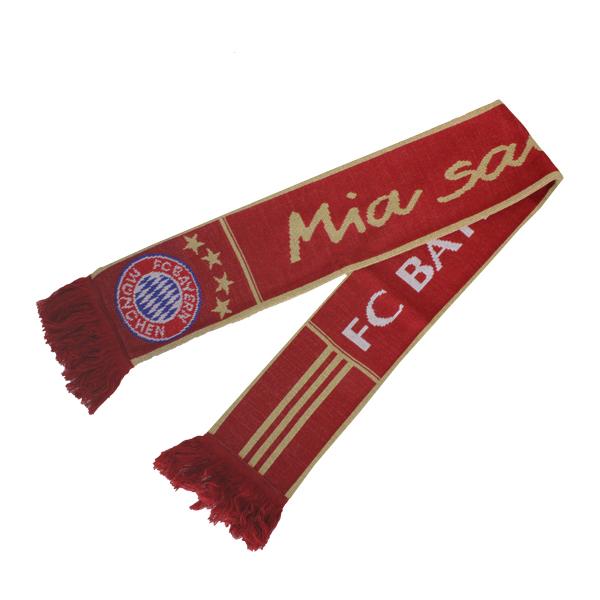 Fil:FC Bayern München halstørklæde.jpg