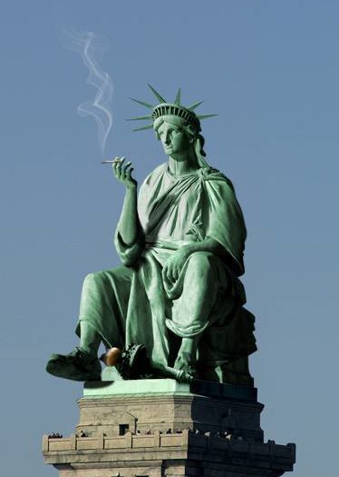 Fil:Statue of liberty on break.jpg