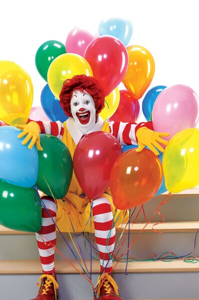 Fil:Ronald-with-balloons.jpg