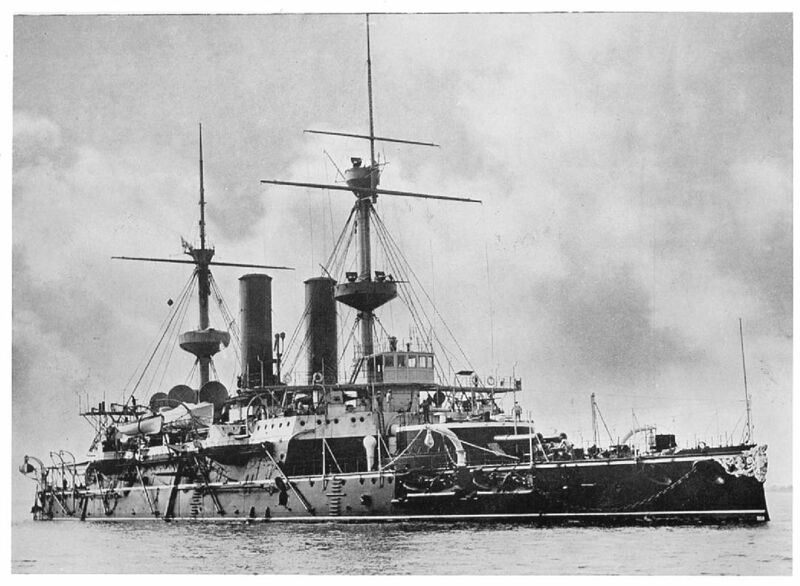 Fil:Hood Royal Sovereign-class battleship1890.jpg