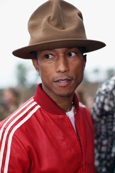 Fil:Pharrells-hat-the-grammys-photos.jpg
